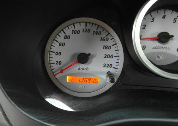 Toyota RAV4 cena 37000 przebieg: 138000, rok produkcji 2004 z Kraków małe 781